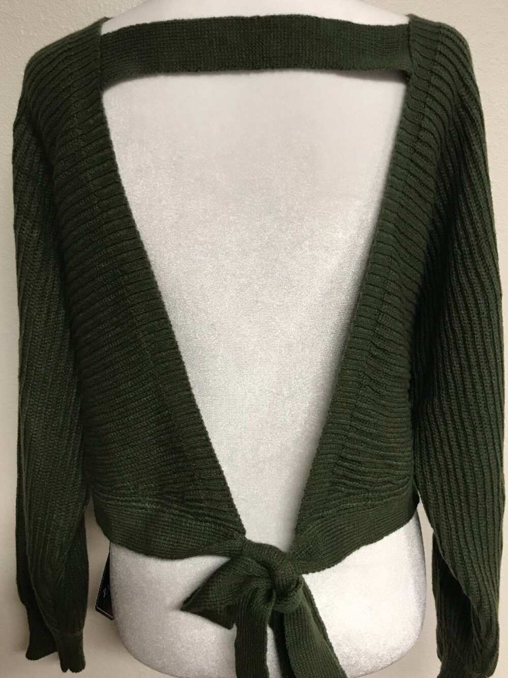 ZAFUL Cropped Ribbed Knit Sweater M Olive Green V Neck Tie Back NWT